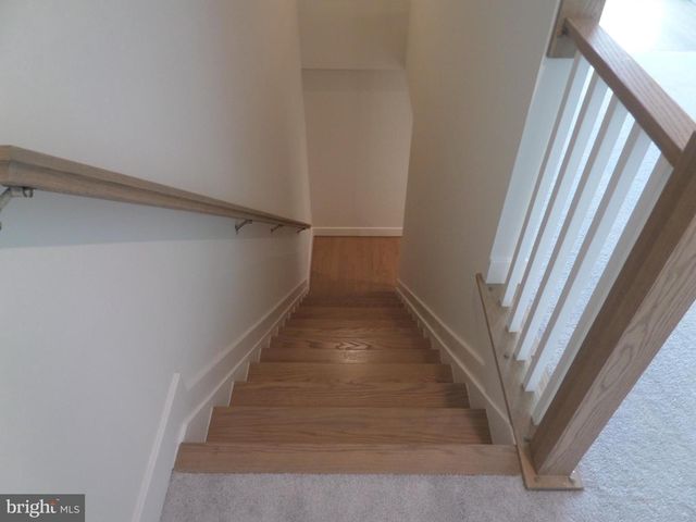 2718 RIVER BIRCH RD, Herndon, VA 20171