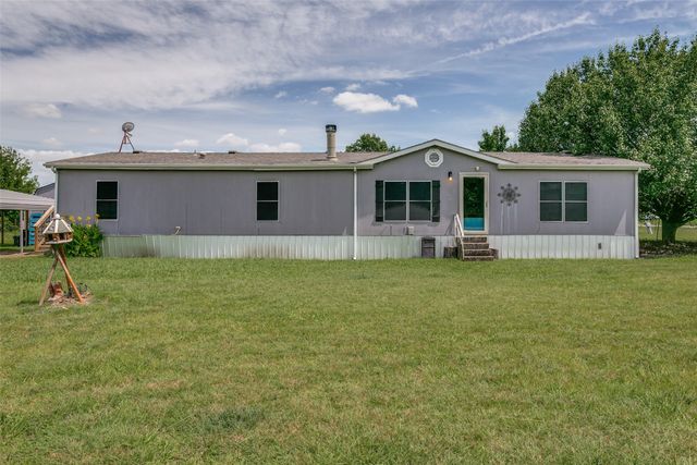 10900 Pikes Peak, Venus, TX 76084