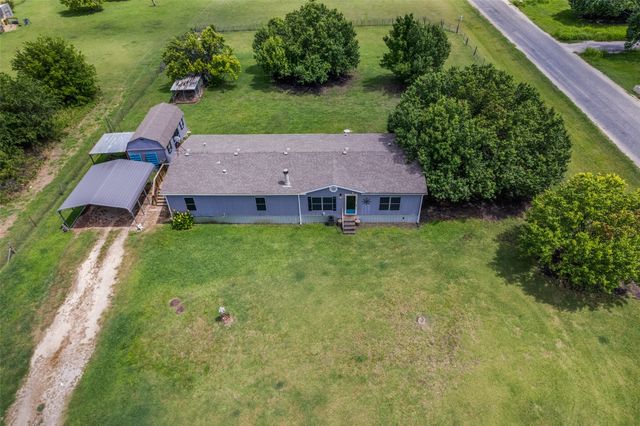 10900 Pikes Peak, Venus, TX 76084