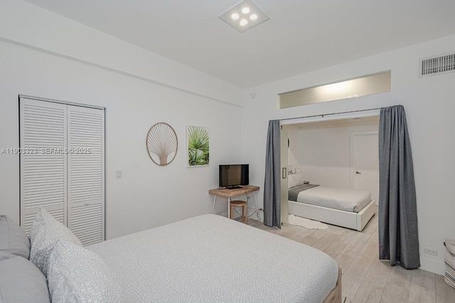 2301 Collins Avenue PH21, Miami Beach, FL 33139