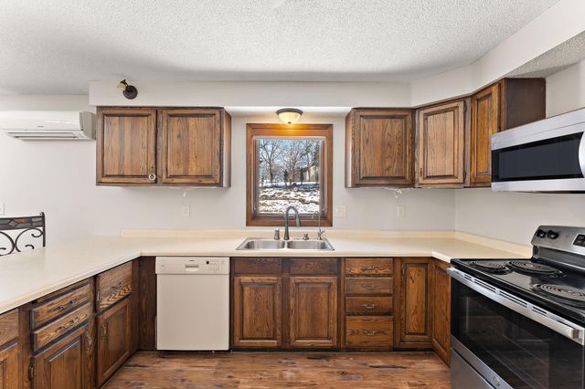 8290 Angus Avenue, Inver Grove Heights, MN 55077