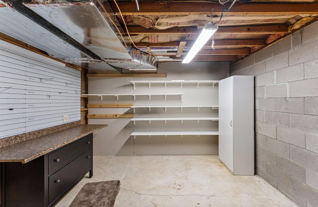 8290 Angus Avenue, Inver Grove Heights, MN 55077