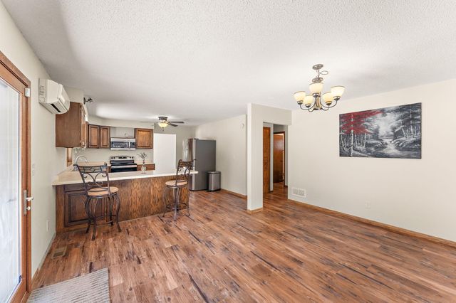 8290 Angus Avenue, Inver Grove Heights, MN 55077