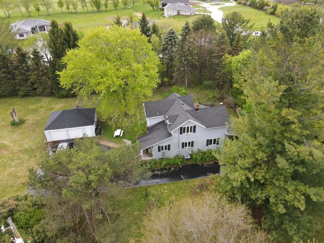 W303S1752 Brandybrook ROAD, Waukesha, WI 53188