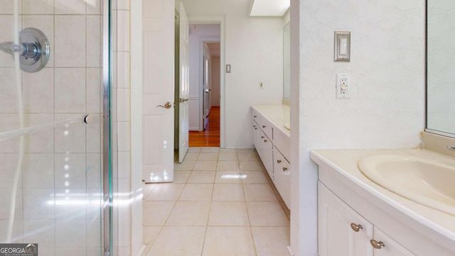 1319 Janmar Road, Snellville, GA 30078