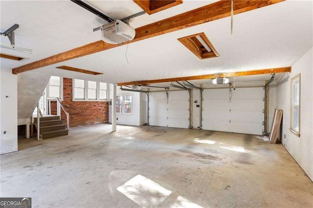 1319 Janmar Road, Snellville, GA 30078