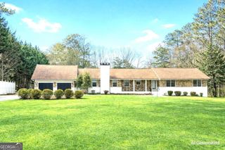 1319 Janmar Road, Snellville, GA 30078