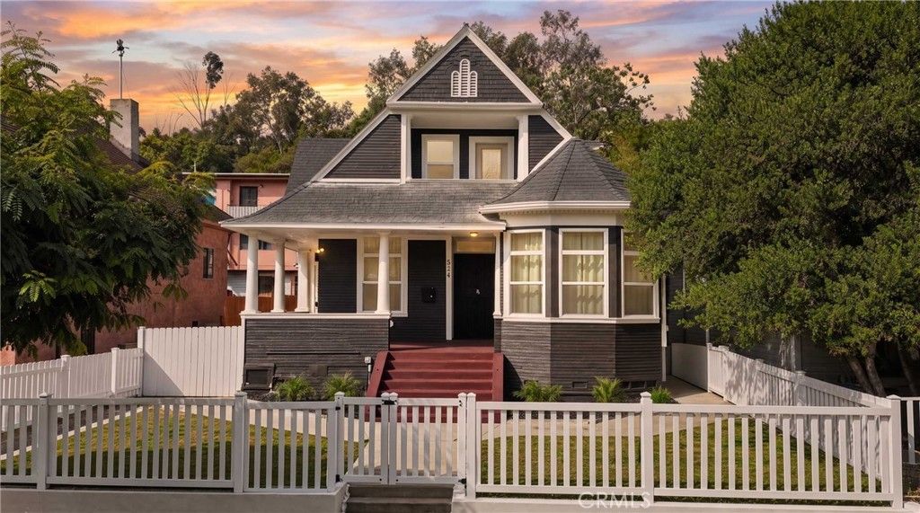 524 Solano, Los Angeles, CA 90012 — exterior