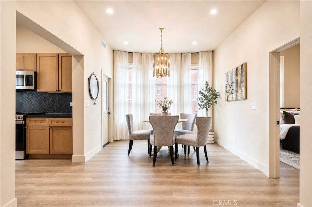 524 Solano, Los Angeles, CA 90012 — photo 3