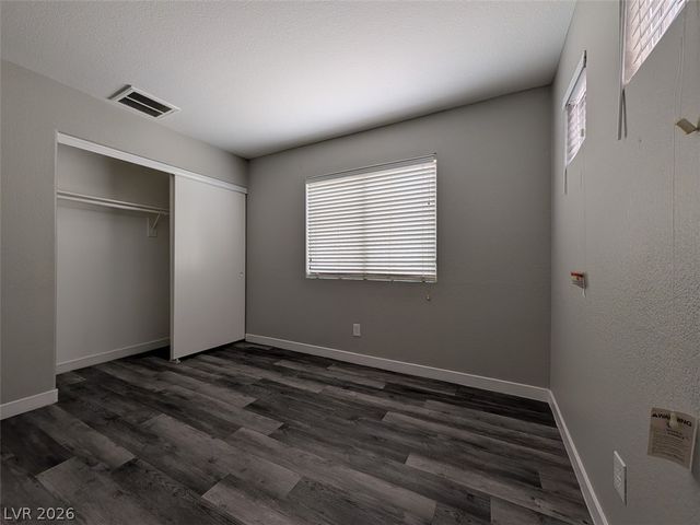 7628 Flourish Springs Street, Las Vegas, NV 89131