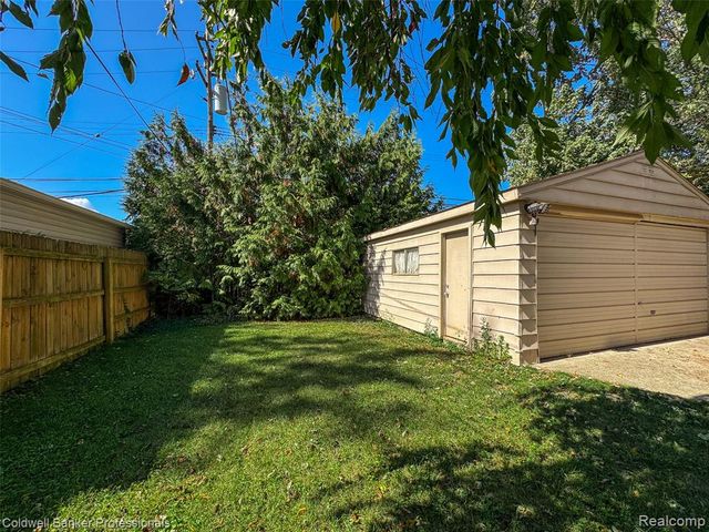 3311 Ellwood Avenue, Royal Oak, MI 48073