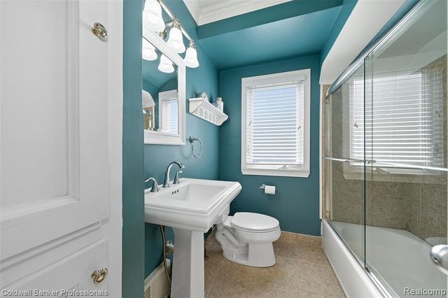 3311 Ellwood Avenue, Royal Oak, MI 48073