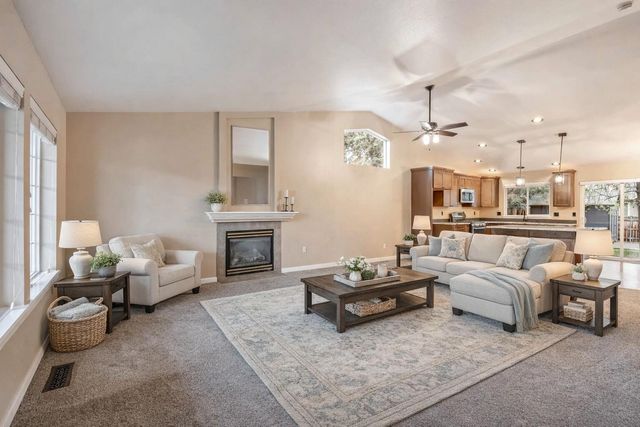 63037 Yampa Way, Bend, OR 97701