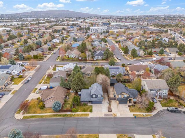 63037 Yampa Way, Bend, OR 97701