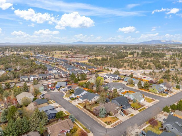 63037 Yampa Way, Bend, OR 97701