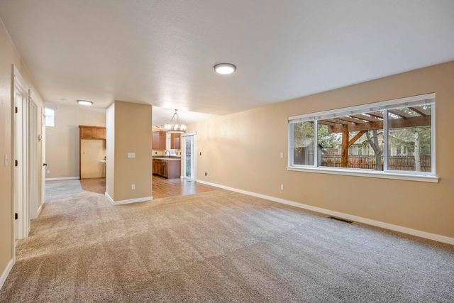 63037 Yampa Way, Bend, OR 97701