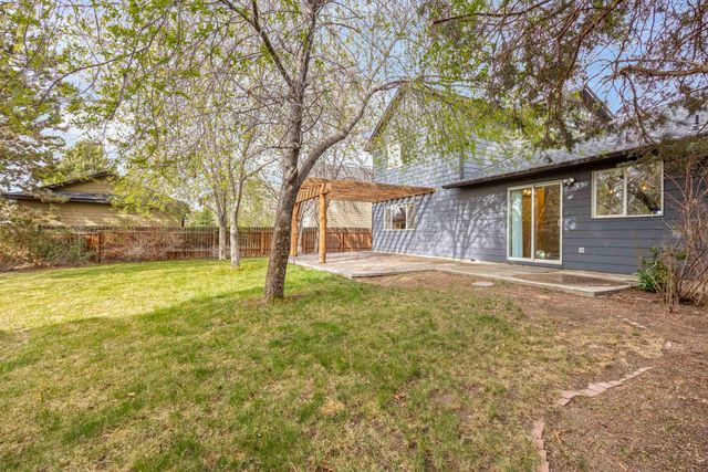 63037 Yampa Way, Bend, OR 97701