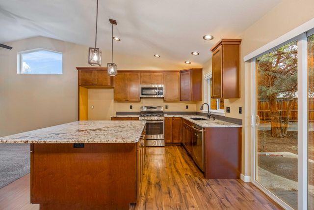 63037 Yampa Way, Bend, OR 97701