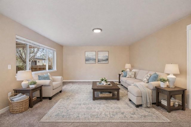 63037 Yampa Way, Bend, OR 97701