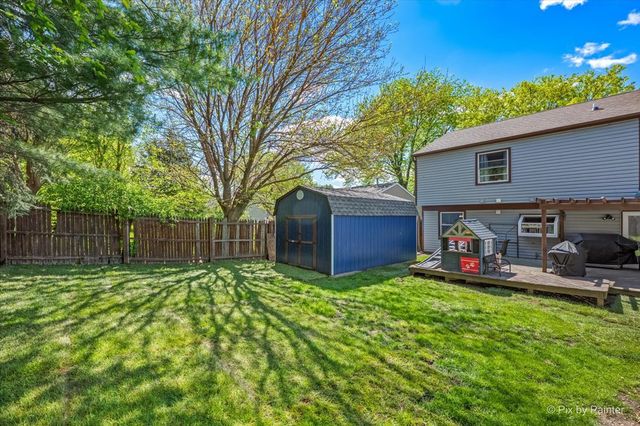 2238 Highfield Lane, Aurora, IL 60504