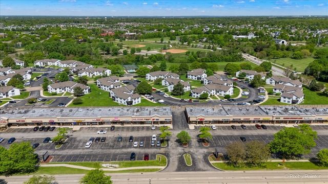 2238 Highfield Lane, Aurora, IL 60504