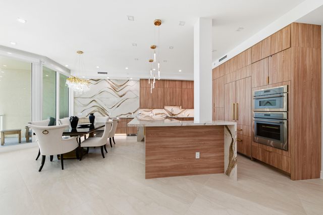 1063 HILLSBORO MILE 807, Hillsboro Beach, FL 33062