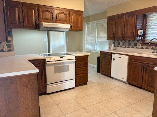 1406 Brentwood Drive, Harrison, AR 72601