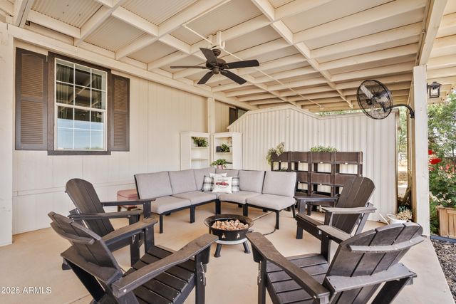 32556 N KEFFER Road, San Tan Valley, AZ 85143