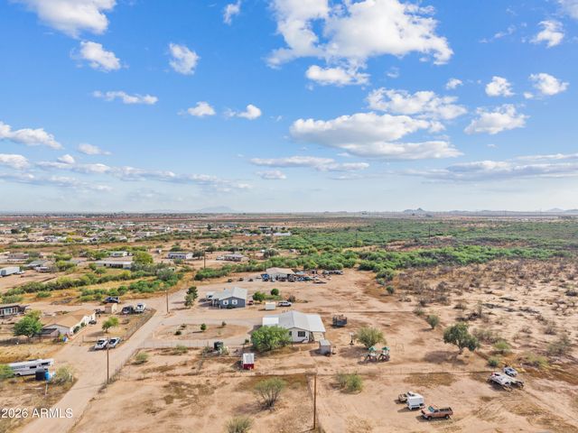 32556 N KEFFER Road, San Tan Valley, AZ 85143