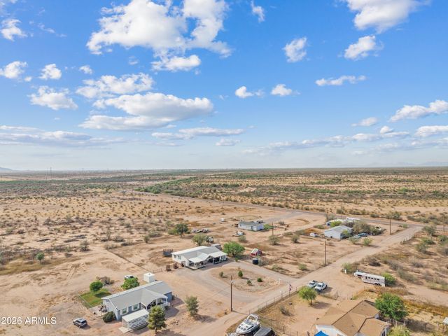 32556 N KEFFER Road, San Tan Valley, AZ 85143