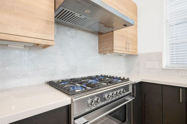 614 Delmar Street, Houston, TX 77023