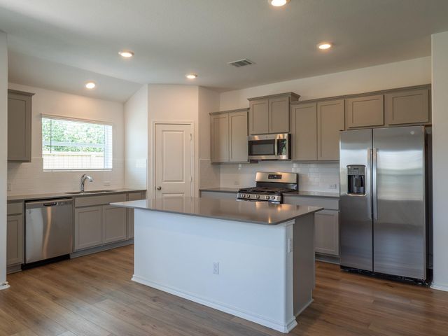 702 Silver Springs BND, Kyle, TX 78640