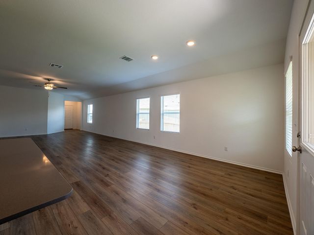 702 Silver Springs BND, Kyle, TX 78640