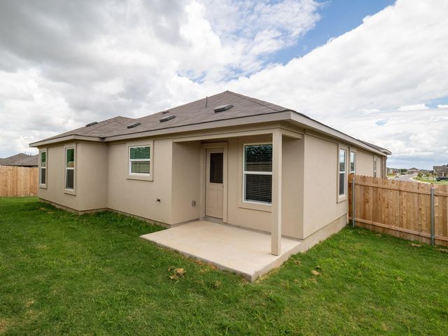 702 Silver Springs BND, Kyle, TX 78640