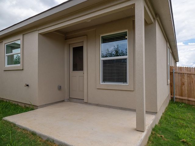 702 Silver Springs BND, Kyle, TX 78640