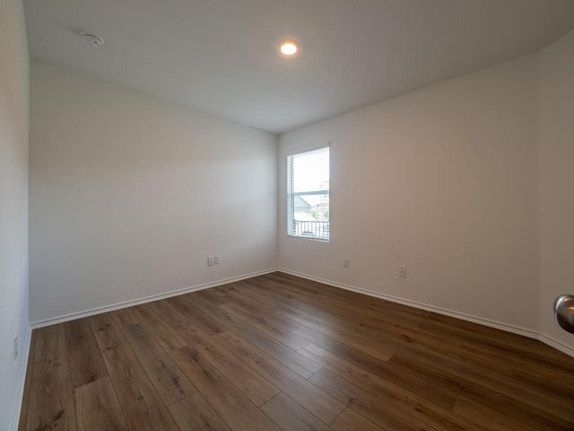 702 Silver Springs BND, Kyle, TX 78640