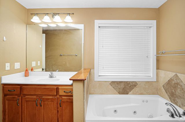 3620 Everett Drive, Manhattan, KS 66503