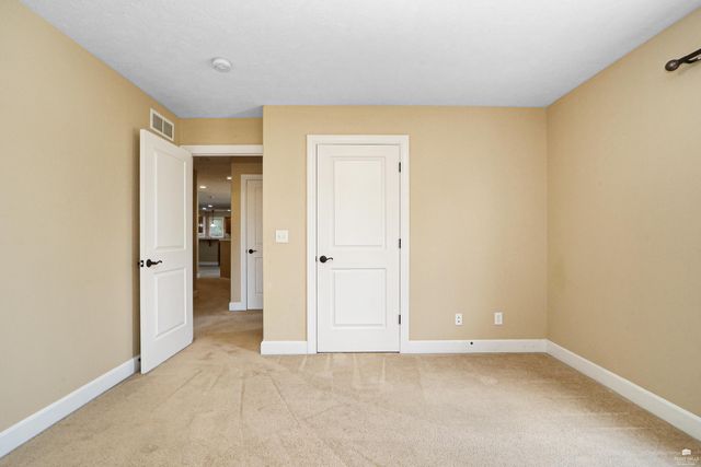 3620 Everett Drive, Manhattan, KS 66503
