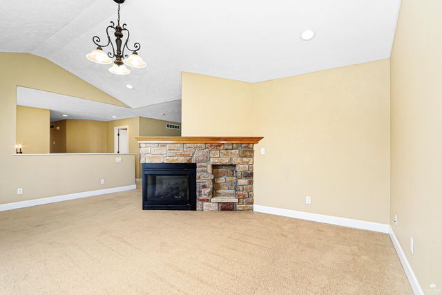 3620 Everett Drive, Manhattan, KS 66503