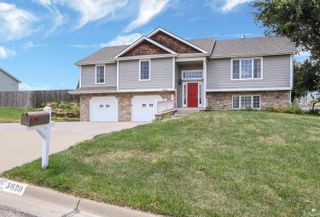 3620 Everett Drive, Manhattan, KS 66503