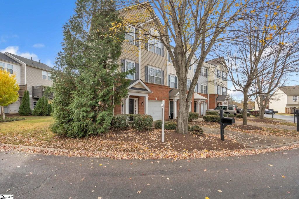 15 Annacey Place, Greenville, SC 29607