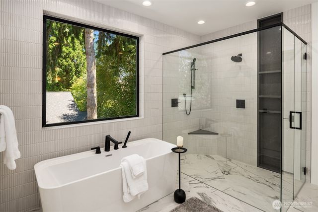 719 19th Lane W, Kirkland, WA 98033