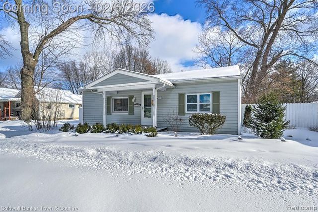 539 Fowler Street, Howell, MI 48843