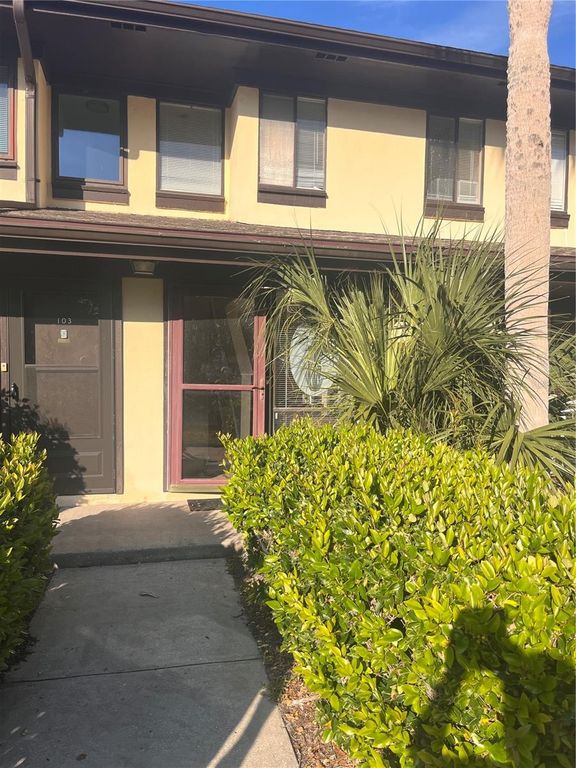 58 CLUB HOUSE DRIVE 104, Palm Coast, FL 32137