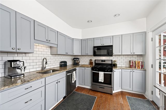 34 Richmond Avenue, Buffalo, NY 14222