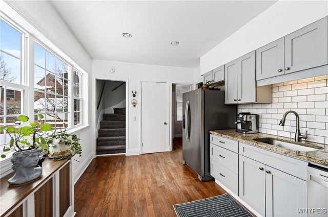 34 Richmond Avenue, Buffalo, NY 14222