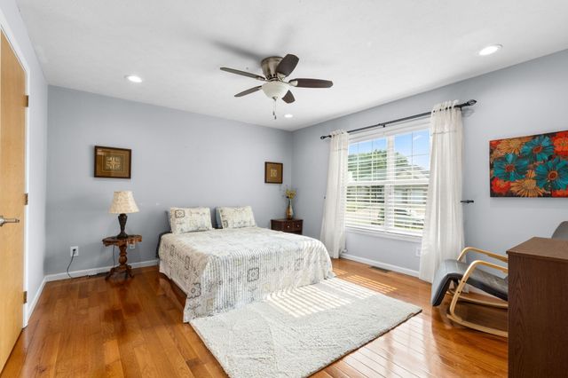 51951 Sandy Lane Drive, Granger, IN 46530