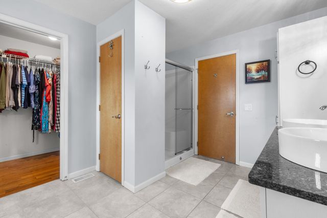 51951 Sandy Lane Drive, Granger, IN 46530