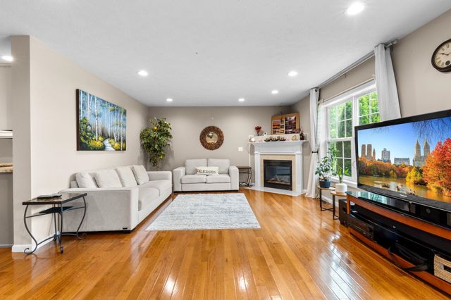 51951 Sandy Lane Drive, Granger, IN 46530