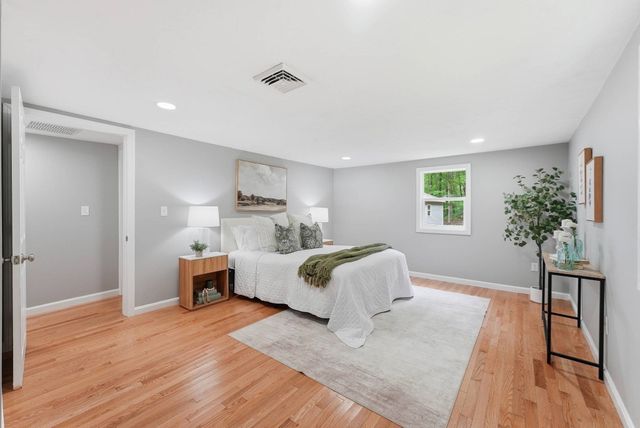 49 Harrington Rd., Charlton, MA 01507